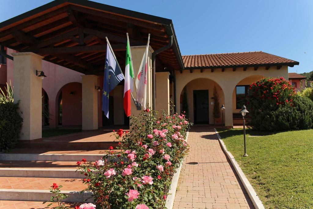 Le Corti Del Sole Aparthotel