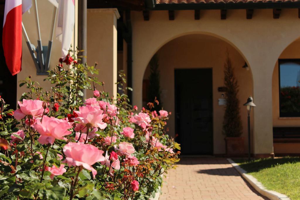 Aparthotel Le Corti Del Sole 3*